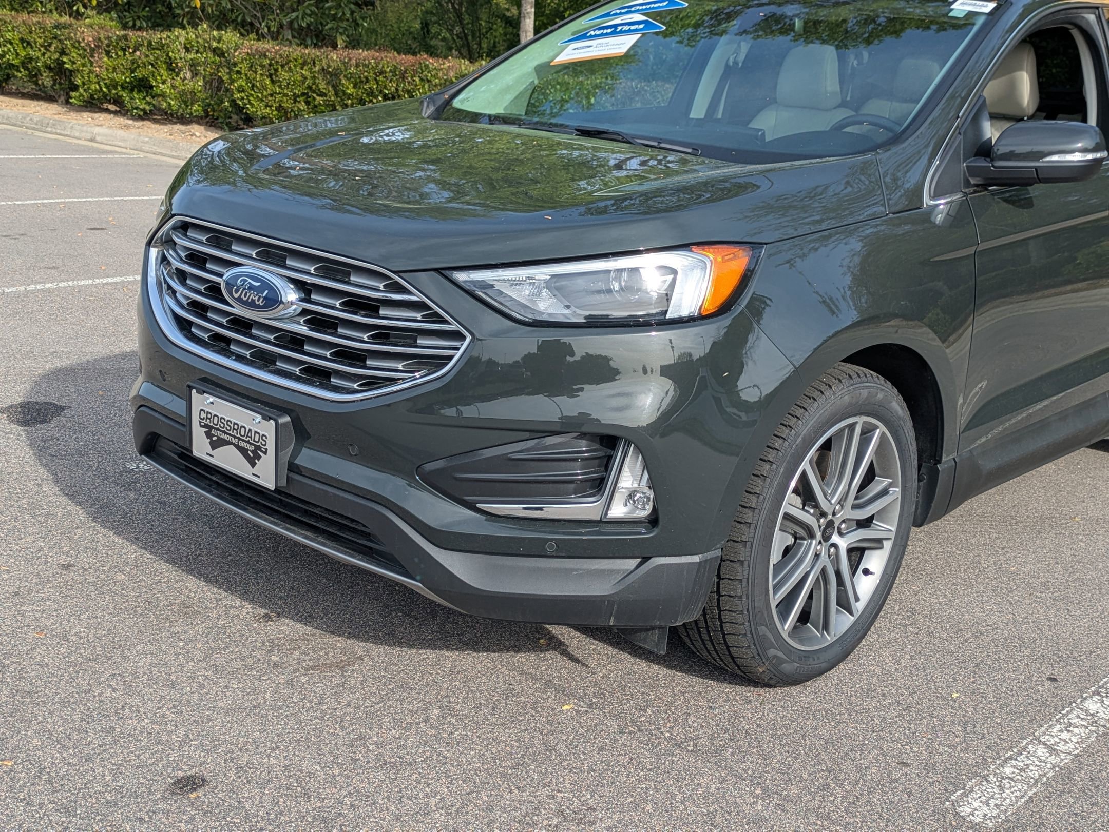 Certified 2023 Ford Edge Titanium image 2