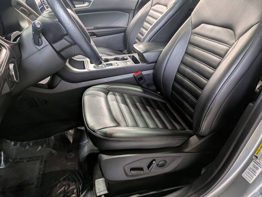 Certified 2024 Ford Edge SEL w/ Convenience Package AWD/4WD image 13