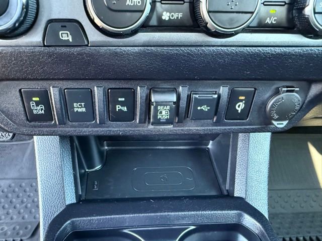 Used 2021 Toyota Tacoma TRD Off-Road w/ TRD Premium Off Road Package image 27