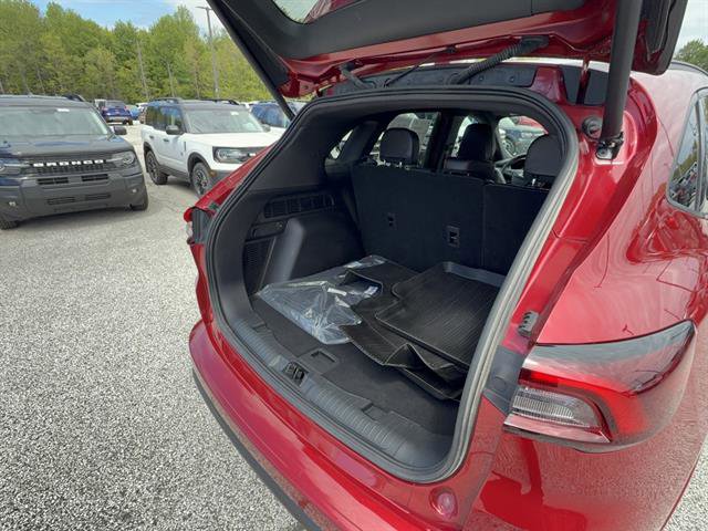 Certified 2024 Ford Escape ST-Line w/ Tech Pack #1 AWD/4WD image 5
