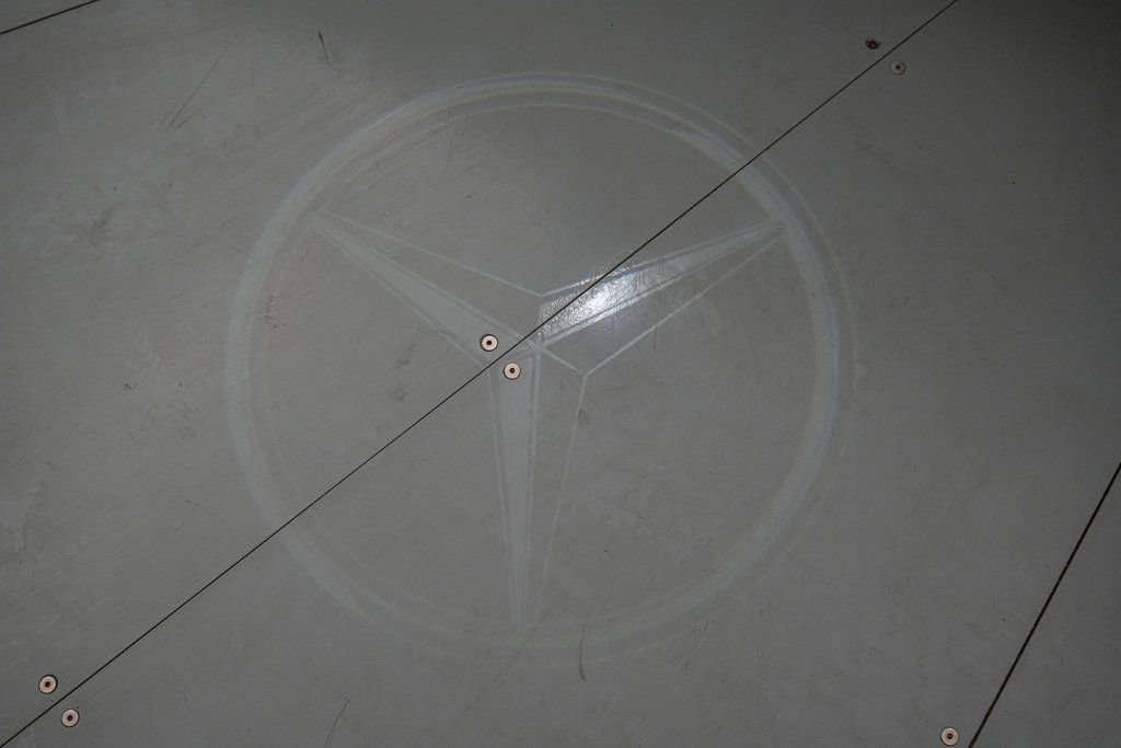 Used 2025 Mercedes-Benz C 300 Sedan image 13