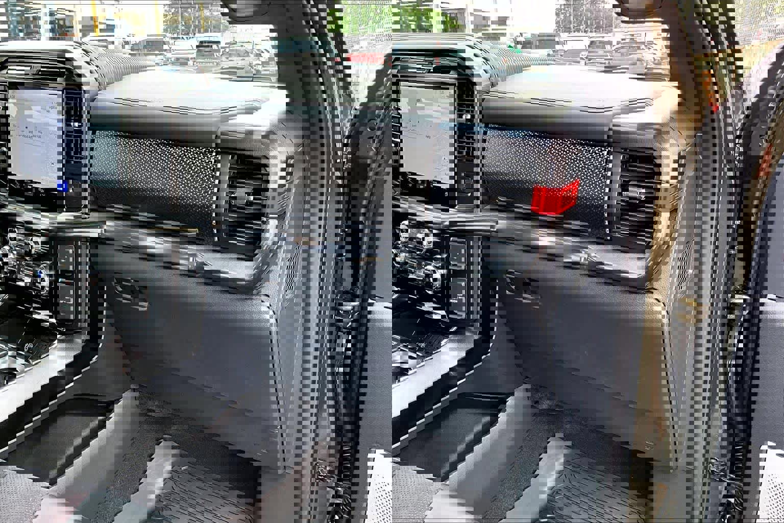 Certified 2025 Ford F150 Raptor w/ Equipment Group 803A Raptor R image 37