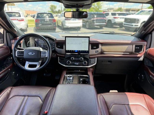Certified 2023 Ford Expedition Limited AWD/4WD image 2
