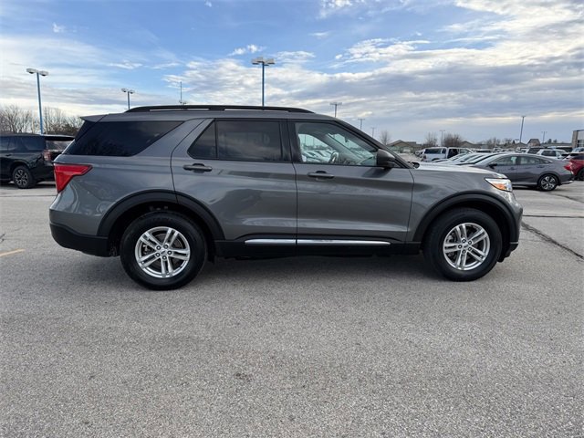 Certified 2023 Ford Explorer XLT w/ Equipment Group 202A image 3