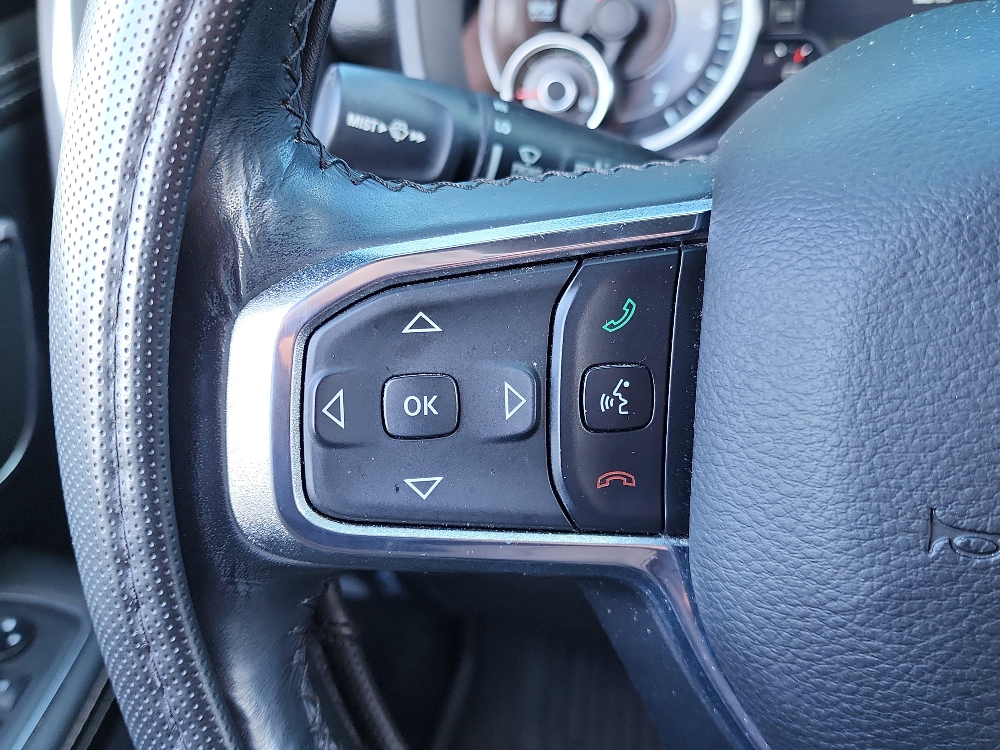 Used 2019 RAM 1500 Laramie image 21