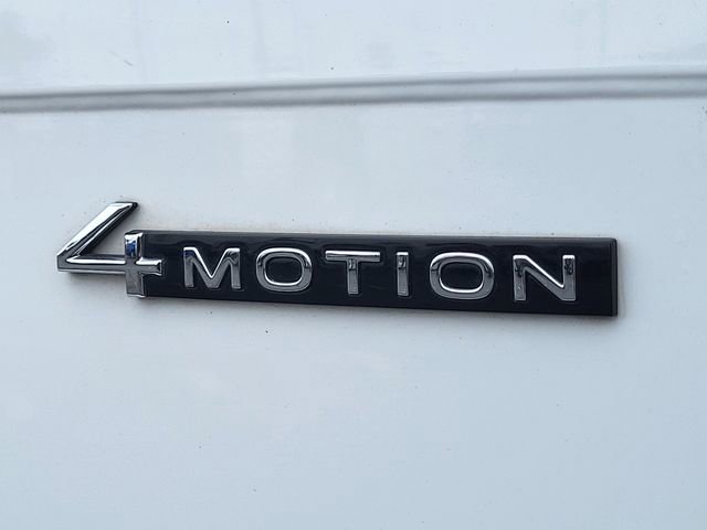 Used 2022 Volkswagen Tiguan SE w/ Panoramic Sunroof Package AWD/4WD image 13