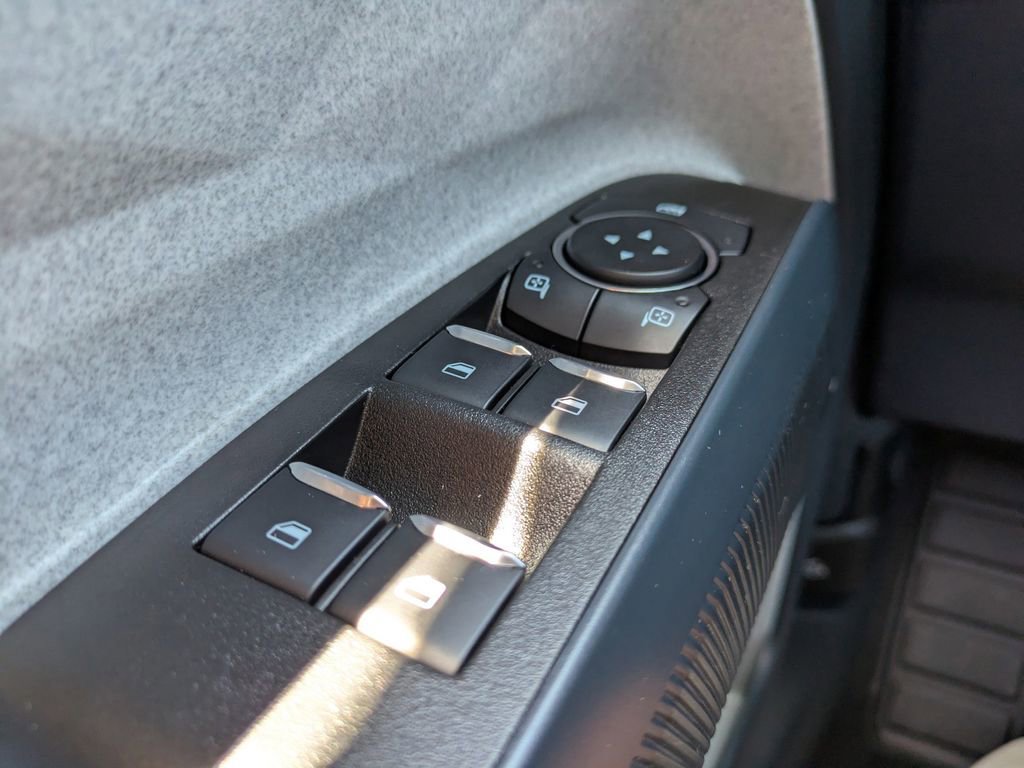 Certified 2024 Ford Maverick XLT image 23