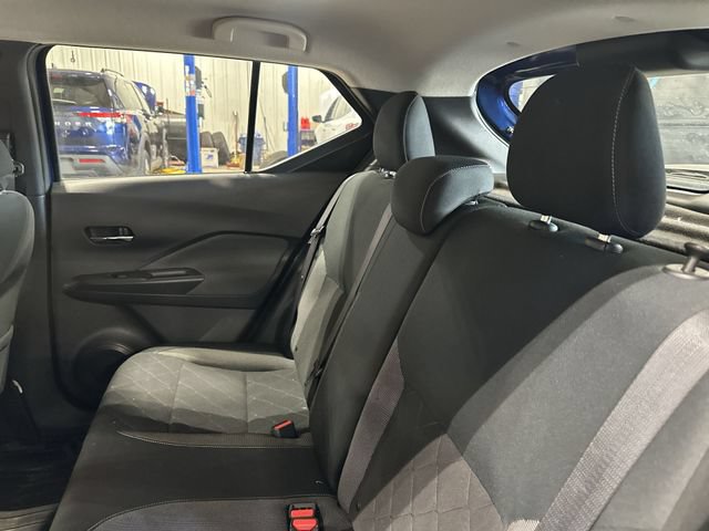 Used 2019 Nissan Kicks SV FWD image 31