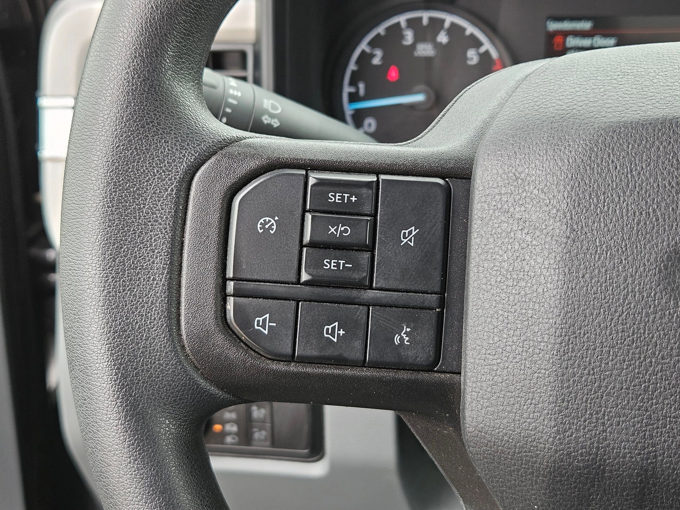 Certified 2025 Ford F250 XLT AWD/4WD image 19