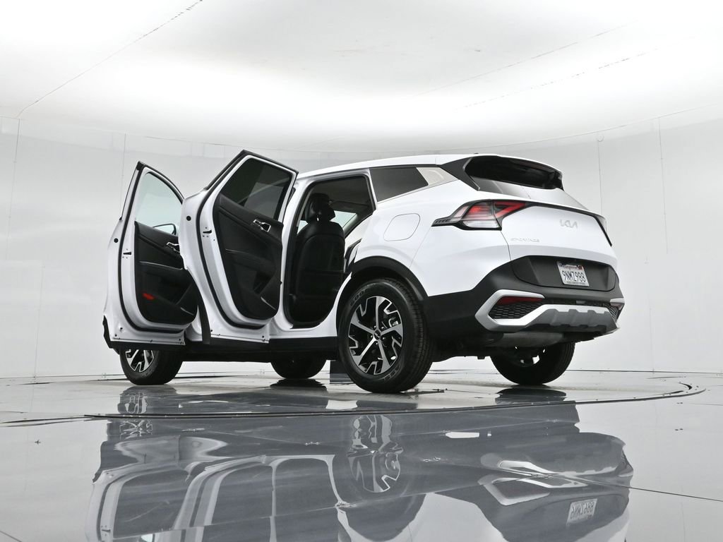 Used 2024 Kia Sportage EX image 47