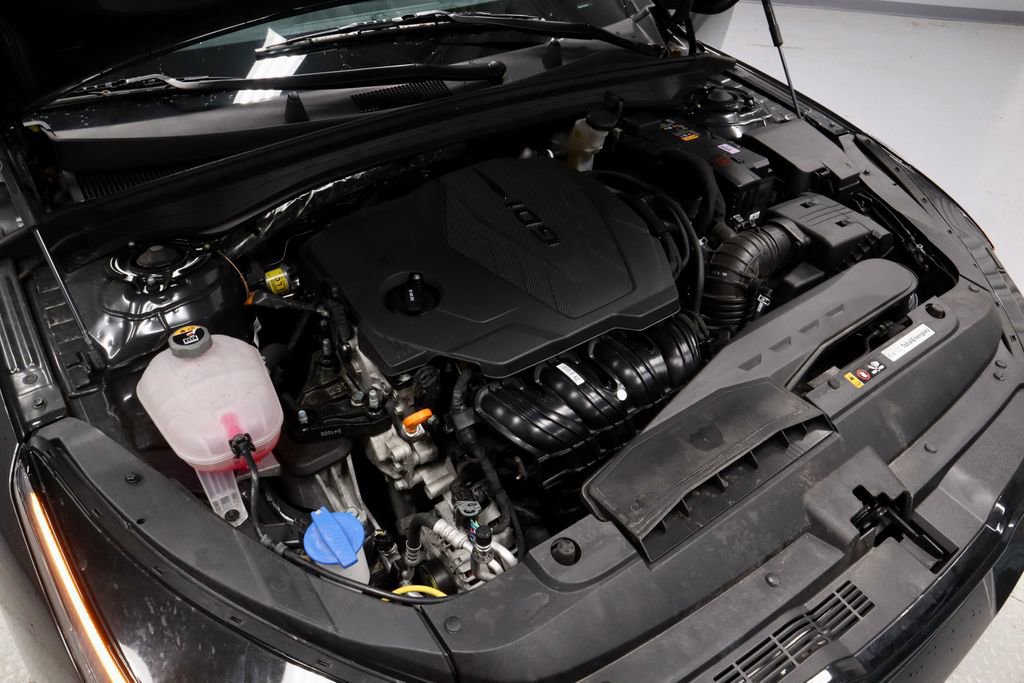 Used 2025 Kia K5 LXS image 15