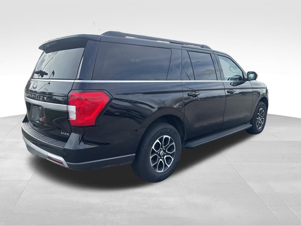 Certified 2024 Ford Expedition Max XLT image 6