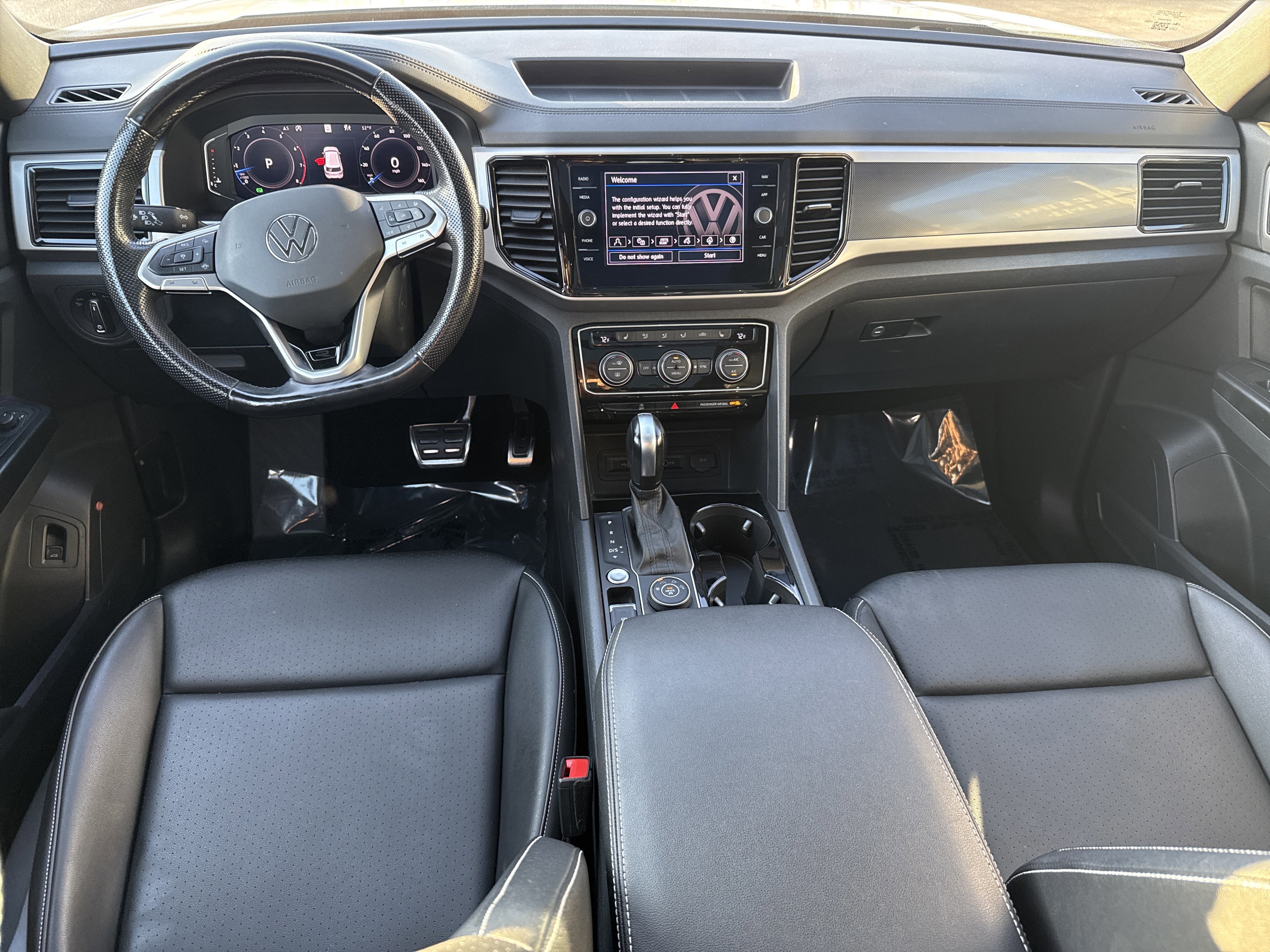 Used 2020 Volkswagen Atlas Cross Sport SEL R-Line image 17