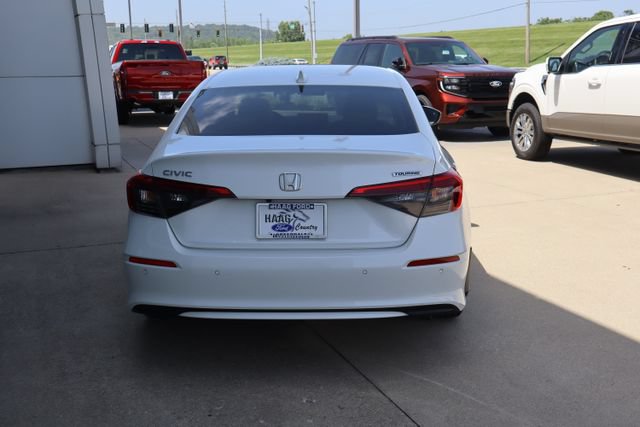 Used 2023 Honda Civic Touring image 4