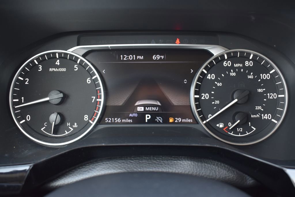 Used 2024 Nissan Pathfinder SV image 12