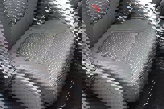 Used 2019 Dodge Journey SE image 12