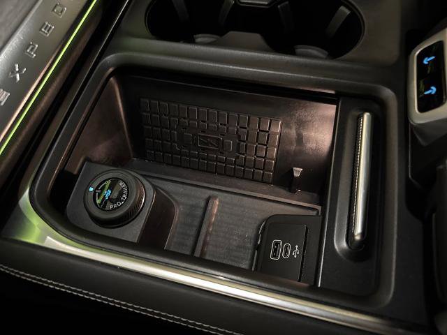 Certified 2025 Ford Expedition Platinum AWD/4WD image 31