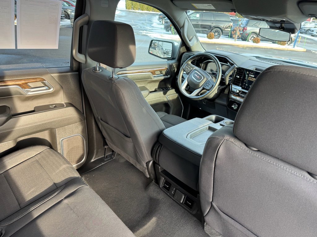 Used 2024 GMC Sierra 1500 SLE image 18