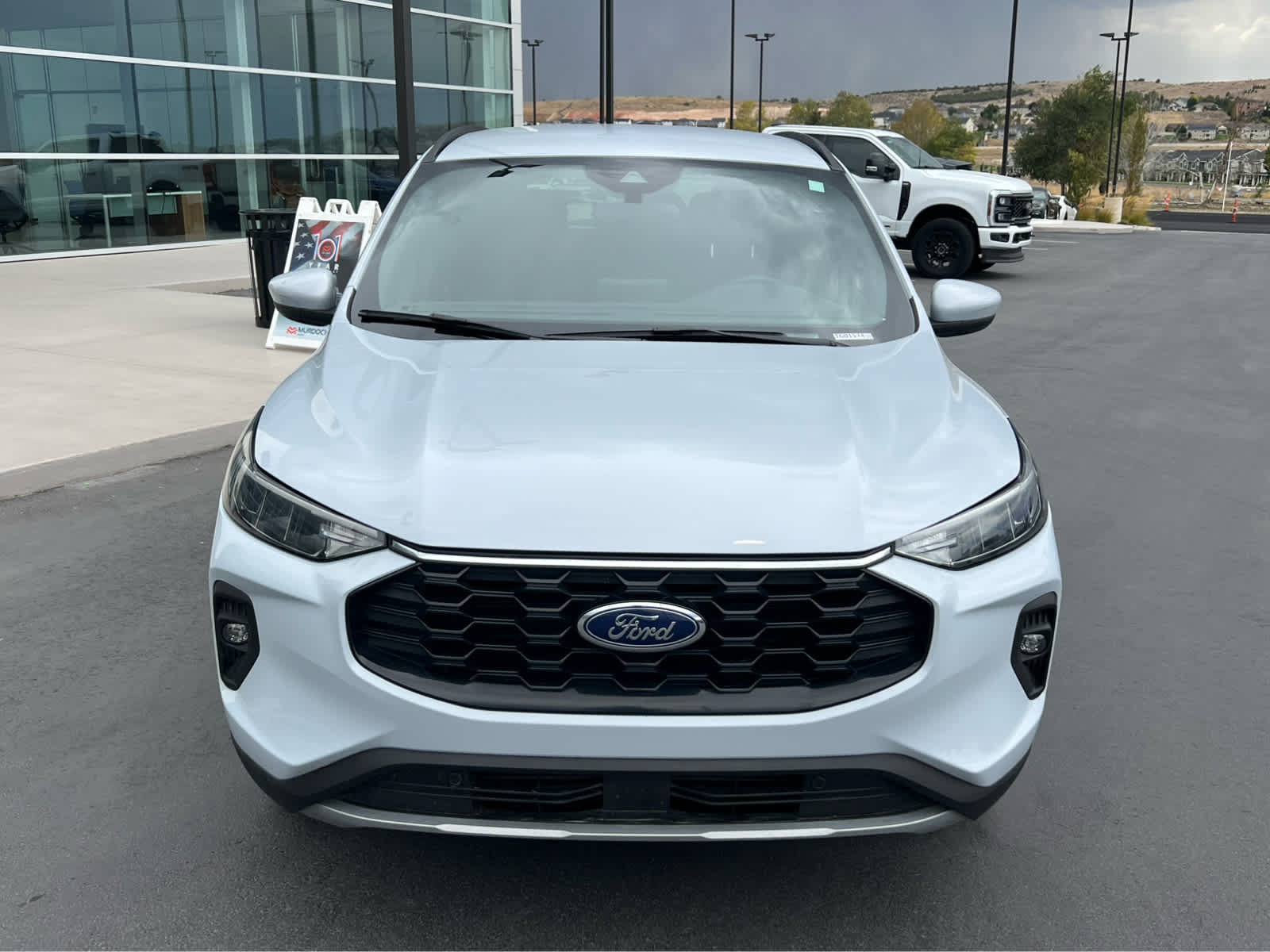 Certified 2025 Ford Escape ST-Line Select AWD/4WD image 3