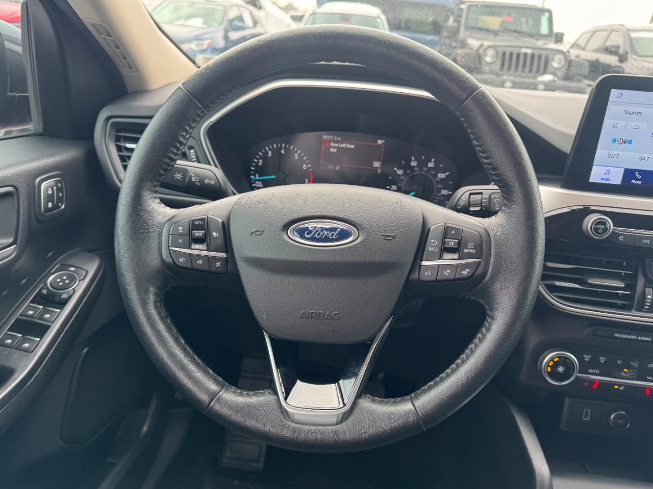 Certified 2020 Ford Escape SEL image 12