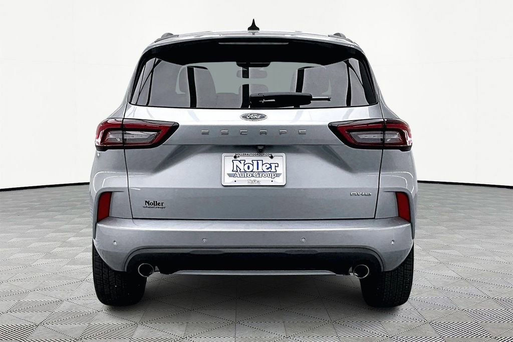 Certified 2023 Ford Escape ST-Line Elite image 3