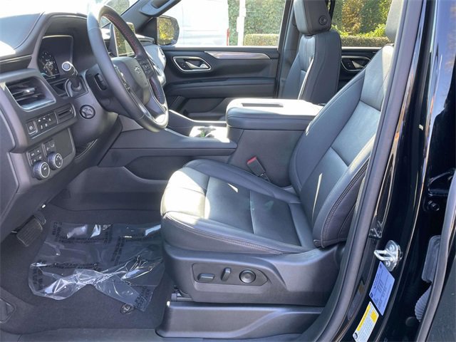 Used 2023 Chevrolet Suburban RST w/ Sport Performance Package image 13