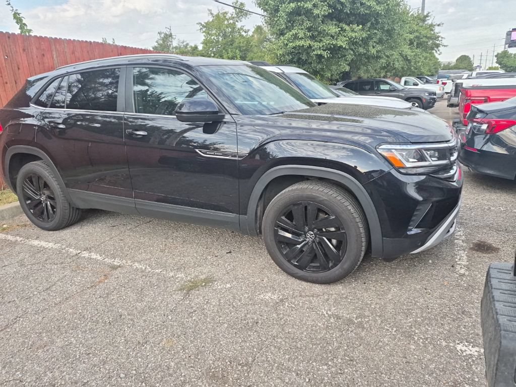 Used 2022 Volkswagen Atlas Cross Sport SE AWD/4WD image 20