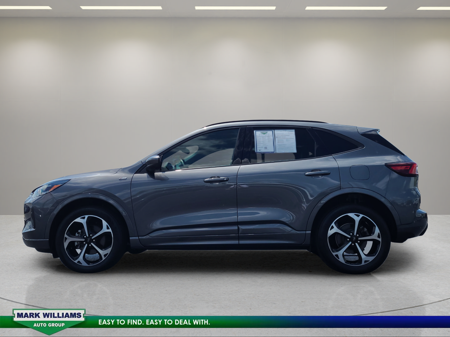 Certified 2023 Ford Escape ST-Line Select w/ Tech Pack #2 AWD/4WD image 7