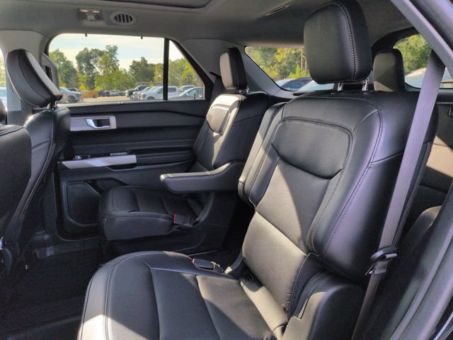 Certified 2023 Ford Explorer Limited w/ Equipment Group 301A AWD/4WD image 25