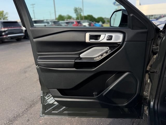 Certified 2023 Ford Explorer ST w/ Equipment Group 401A AWD/4WD image 13