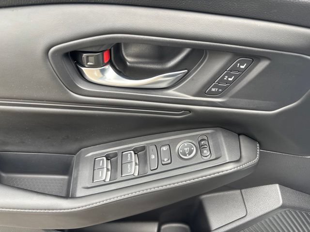 Used 2023 Honda Accord Sport image 14
