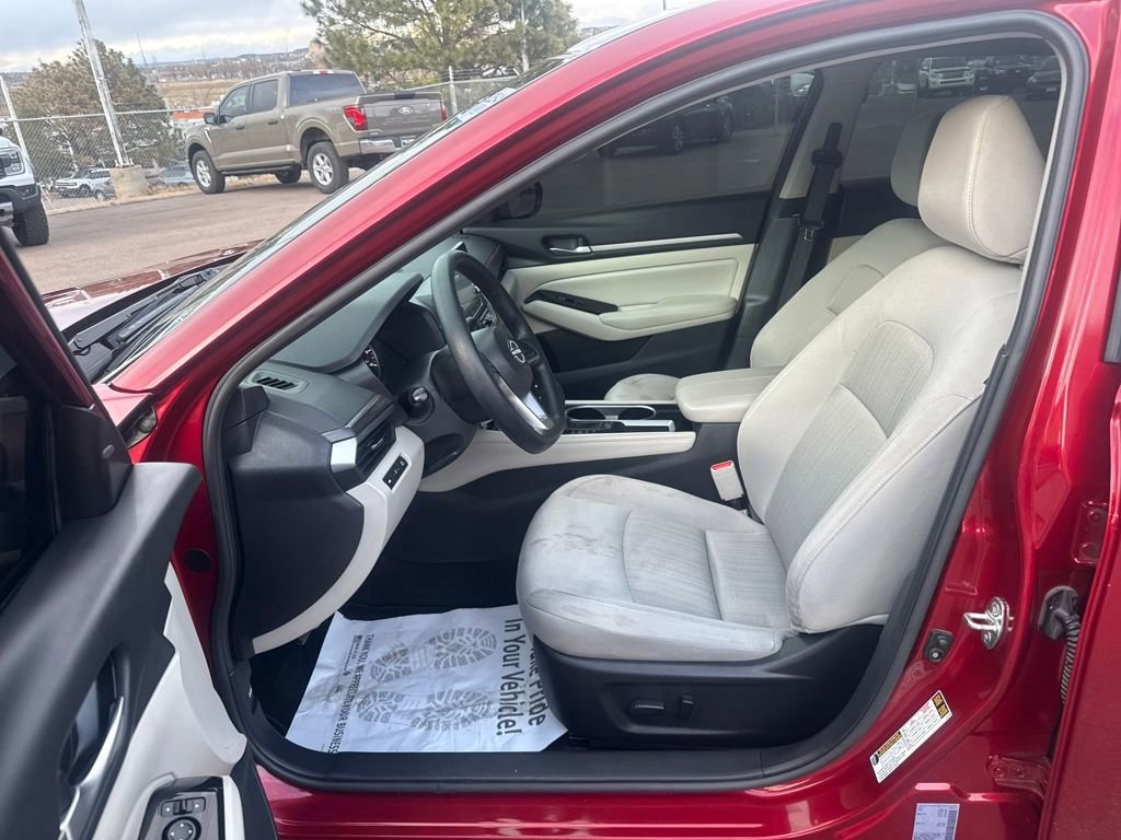 Used 2023 Nissan Altima 2.5 SV image 12