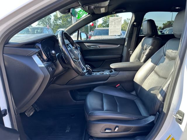 Used 2021 Cadillac XT5 Luxury w/ LPO, Floor Liner Package FWD image 11