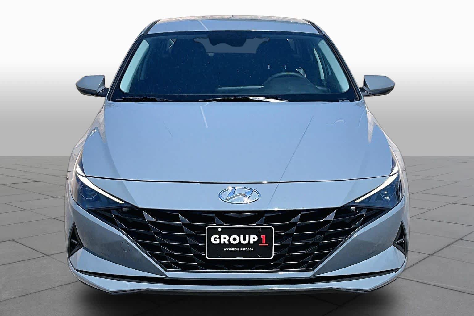 Used 2023 Hyundai Elantra SEL FWD image 4