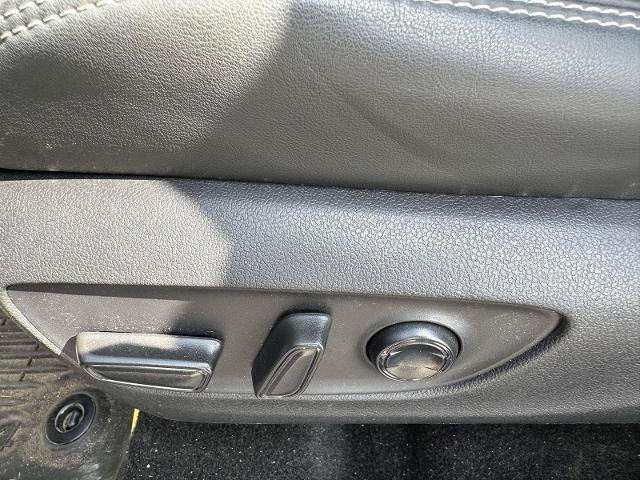 Used 2025 Toyota RAV4 XLE Premium w/ Weather Package AWD/4WD image 14