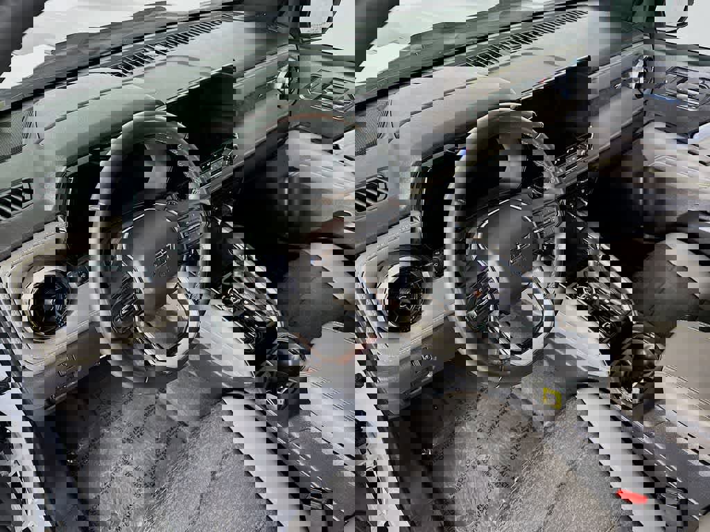 Used 2023 Chevrolet Colorado ZR2 image 2