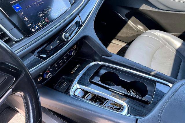 Used 2023 Buick Enclave Essence w/ Experience Buick Package FWD image 15