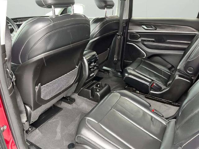 Used 2021 Jeep Grand Cherokee L Limited AWD/4WD image 18