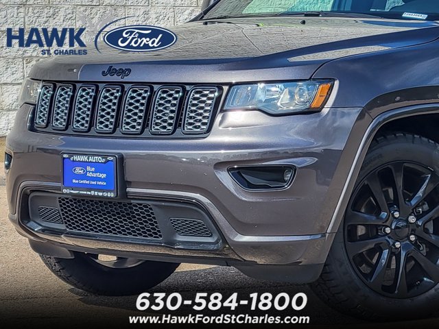Used 2018 Jeep Grand Cherokee Altitude AWD/4WD image 2