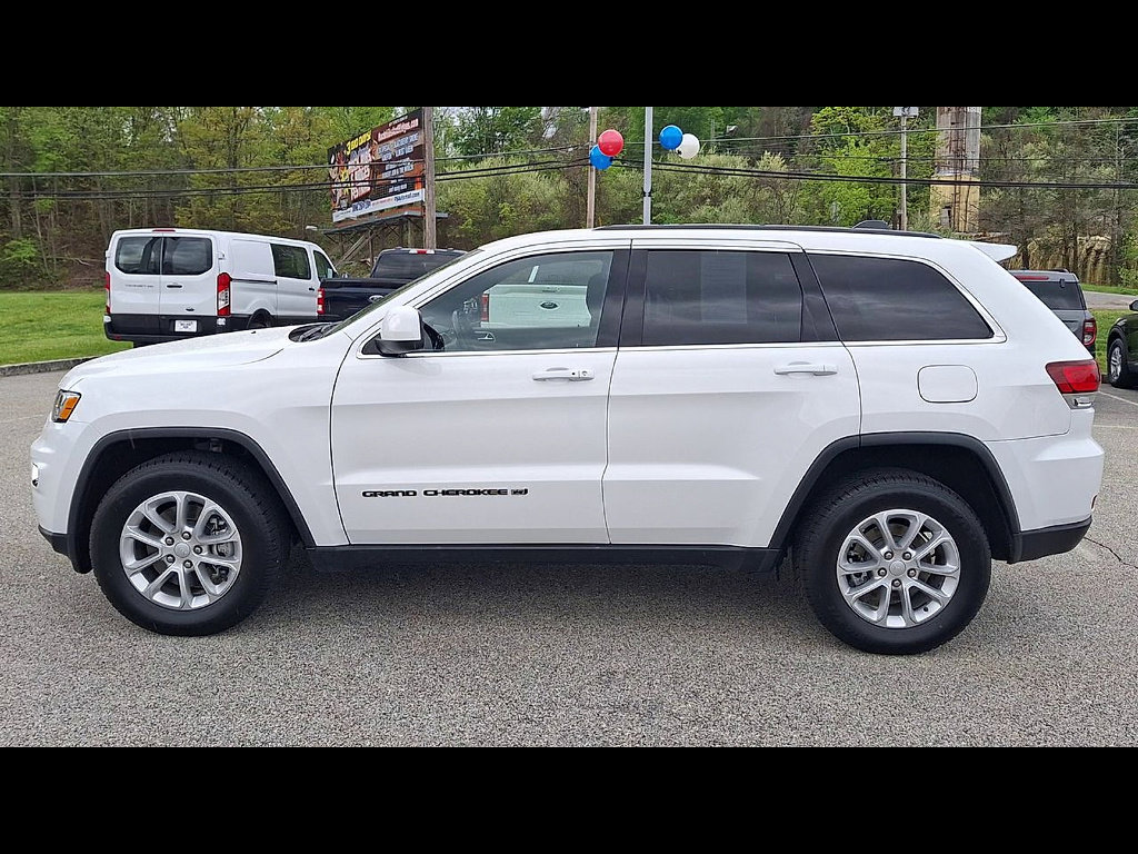 Used 2022 Jeep Grand Cherokee Laredo E AWD/4WD image 5