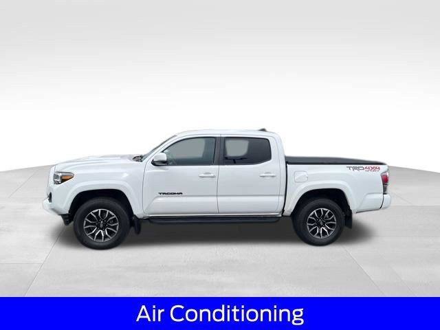 Used 2023 Toyota Tacoma TRD Sport w/ Black Out Package (TMS) AWD/4WD image 4