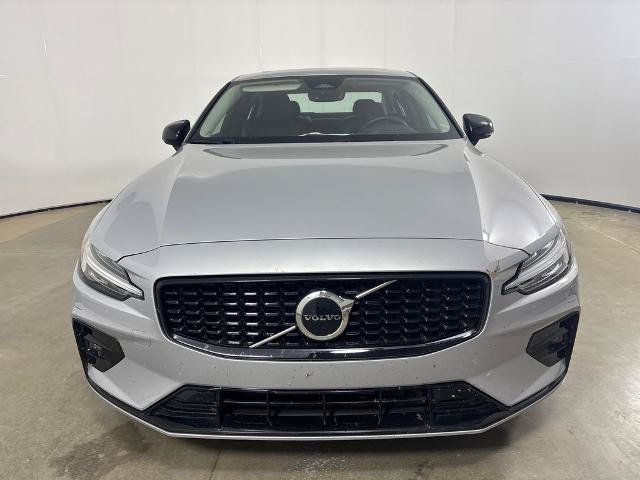 Used 2025 Volvo S60 B5 Core AWD/4WD image 11
