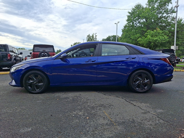 Used 2023 Hyundai Elantra SEL FWD image 6