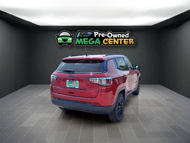 Used 2025 Jeep Compass Latitude w/ Altitude Special Edition AWD/4WD image 23