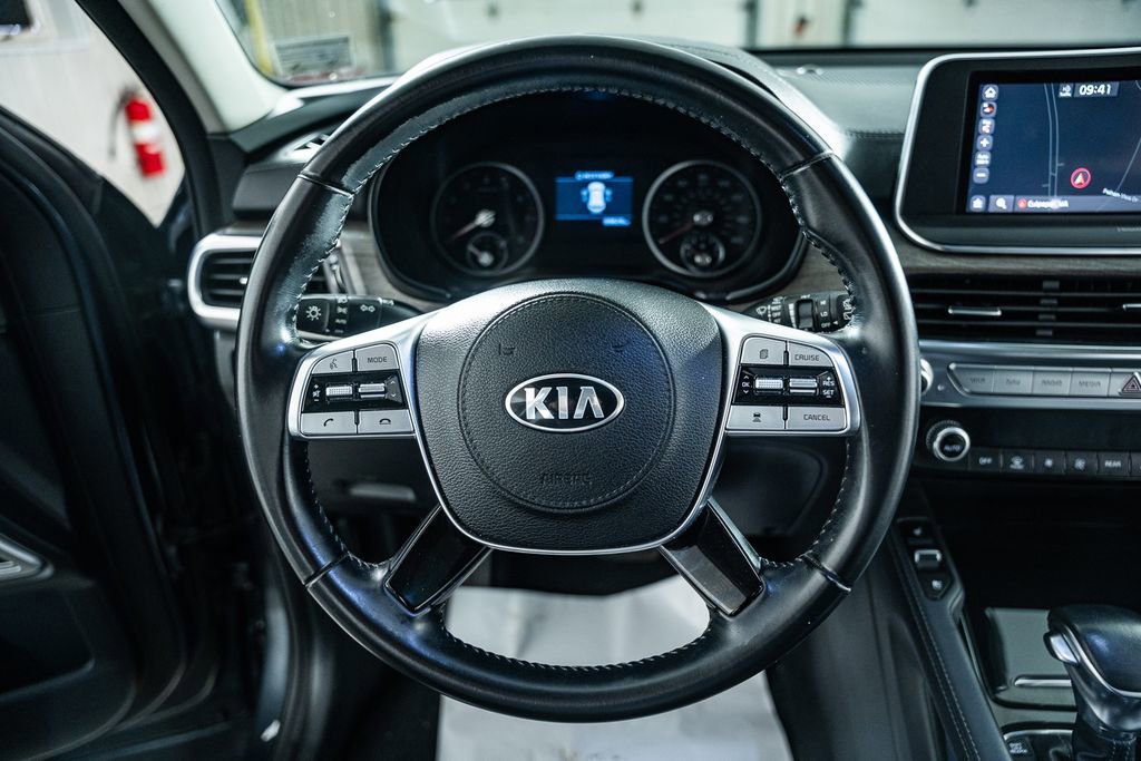 Used 2021 Kia Telluride EX w/ EX Premium Package image 29