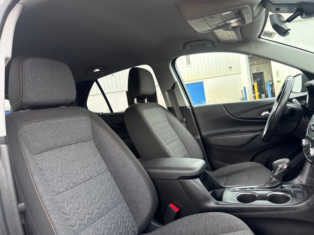 Used 2022 Chevrolet Equinox LT AWD/4WD image 35