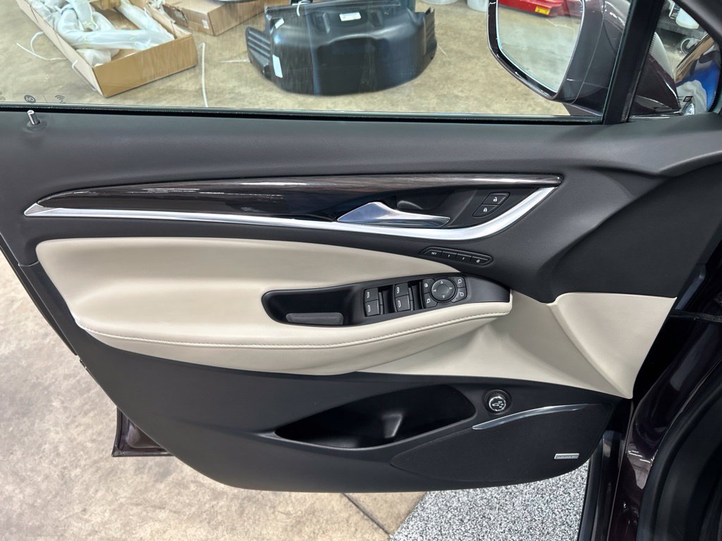 Used 2019 Buick Enclave Premium AWD/4WD image 14