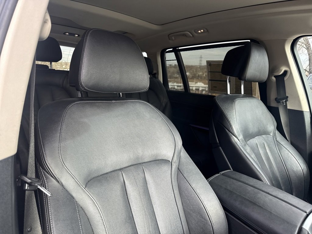 Used 2020 BMW X7 xDrive40i w/ Premium Package image 33
