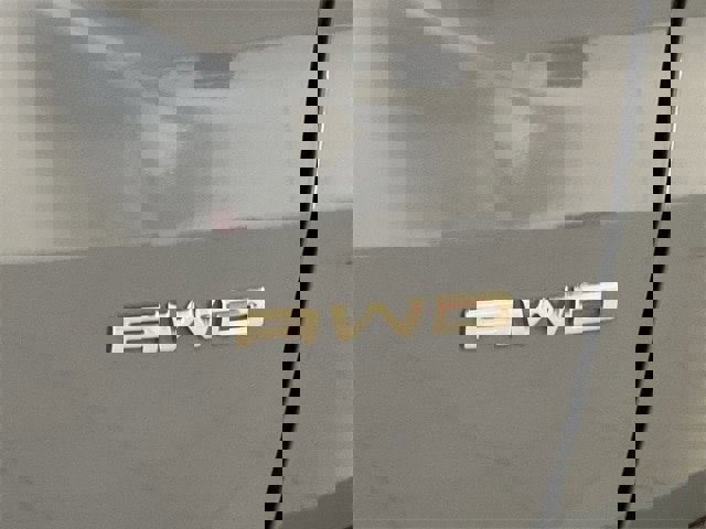 Certified 2023 Ford Escape Platinum w/ Premium Technology Package image 6