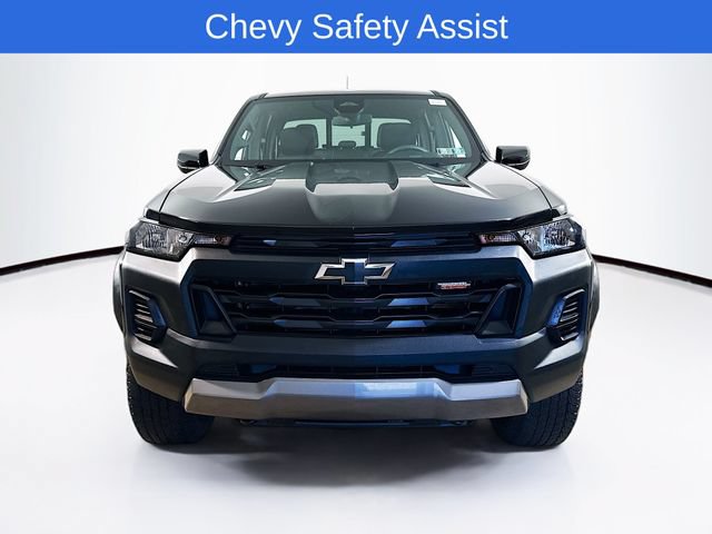 Used 2024 Chevrolet Colorado Trail Boss w/ Advanced Trailering Package AWD/4WD image 2